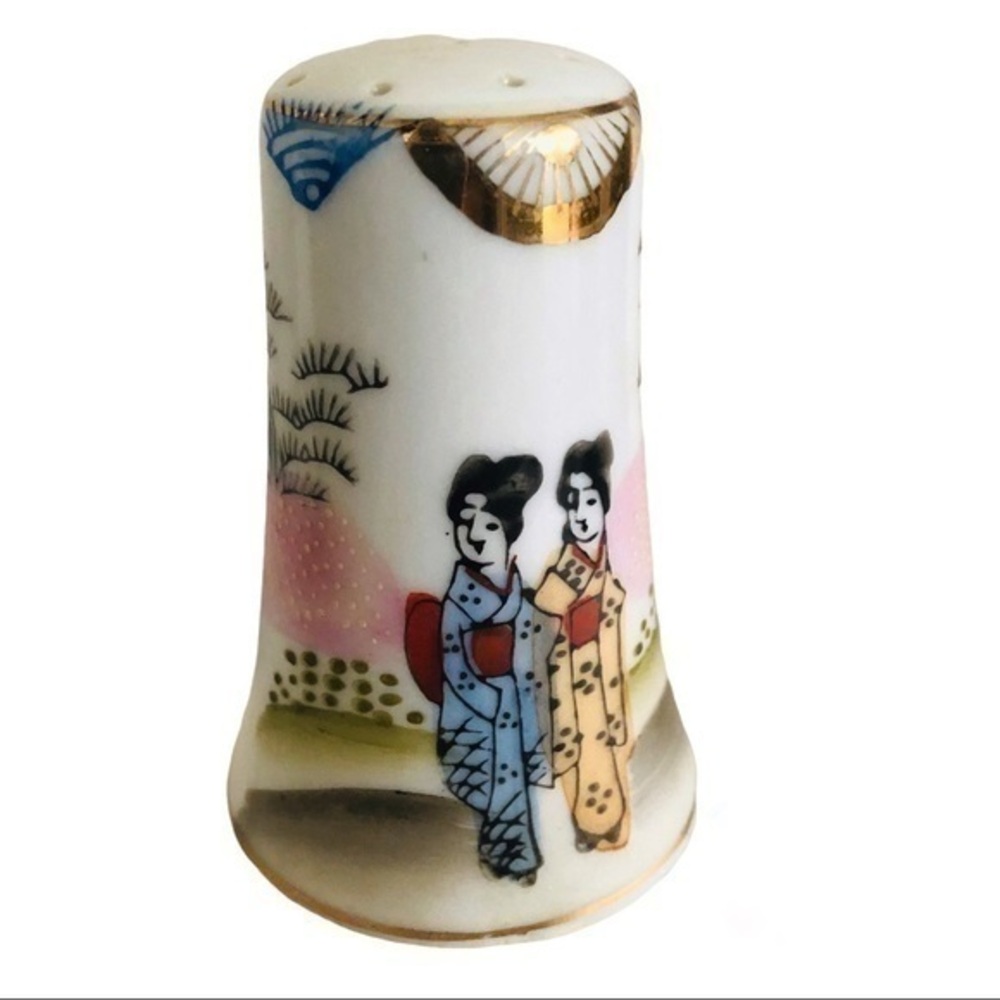 Beautiful Japanese Painted Salt And Pepper Shaker